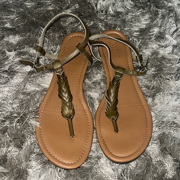 Green tan old navy sandals - Picture 1 of 3